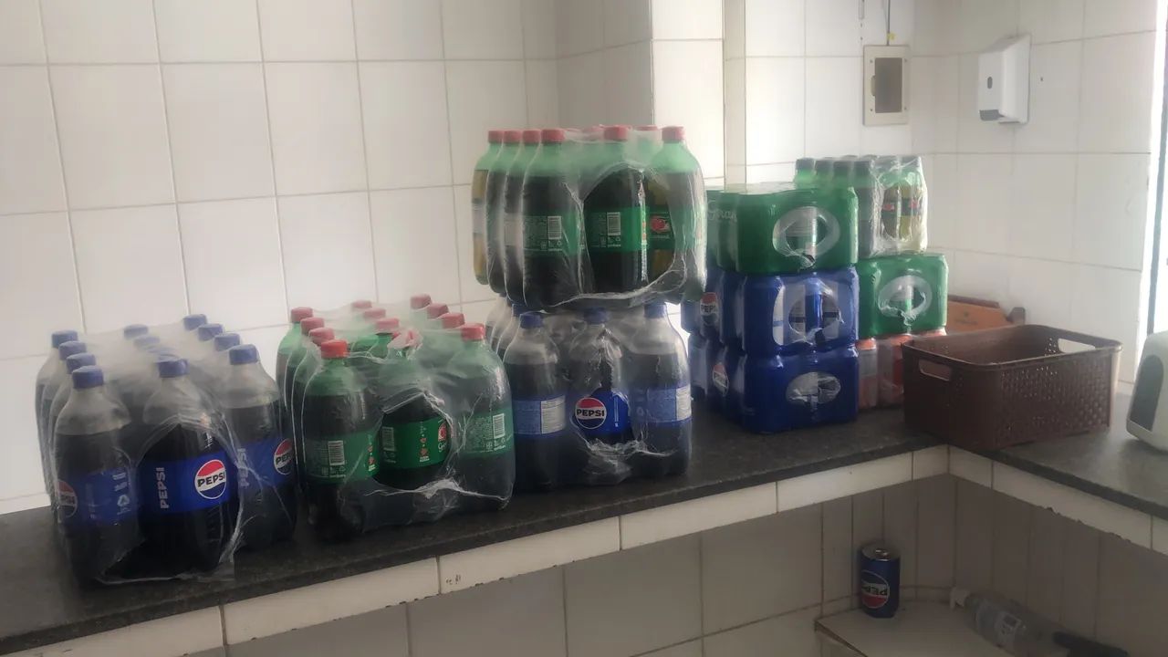 vaga para pizzaiolo /costa azul