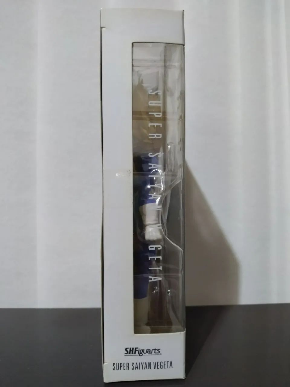 Vegeta SSJ S.H.Figuarts - Bandai - Foto 4