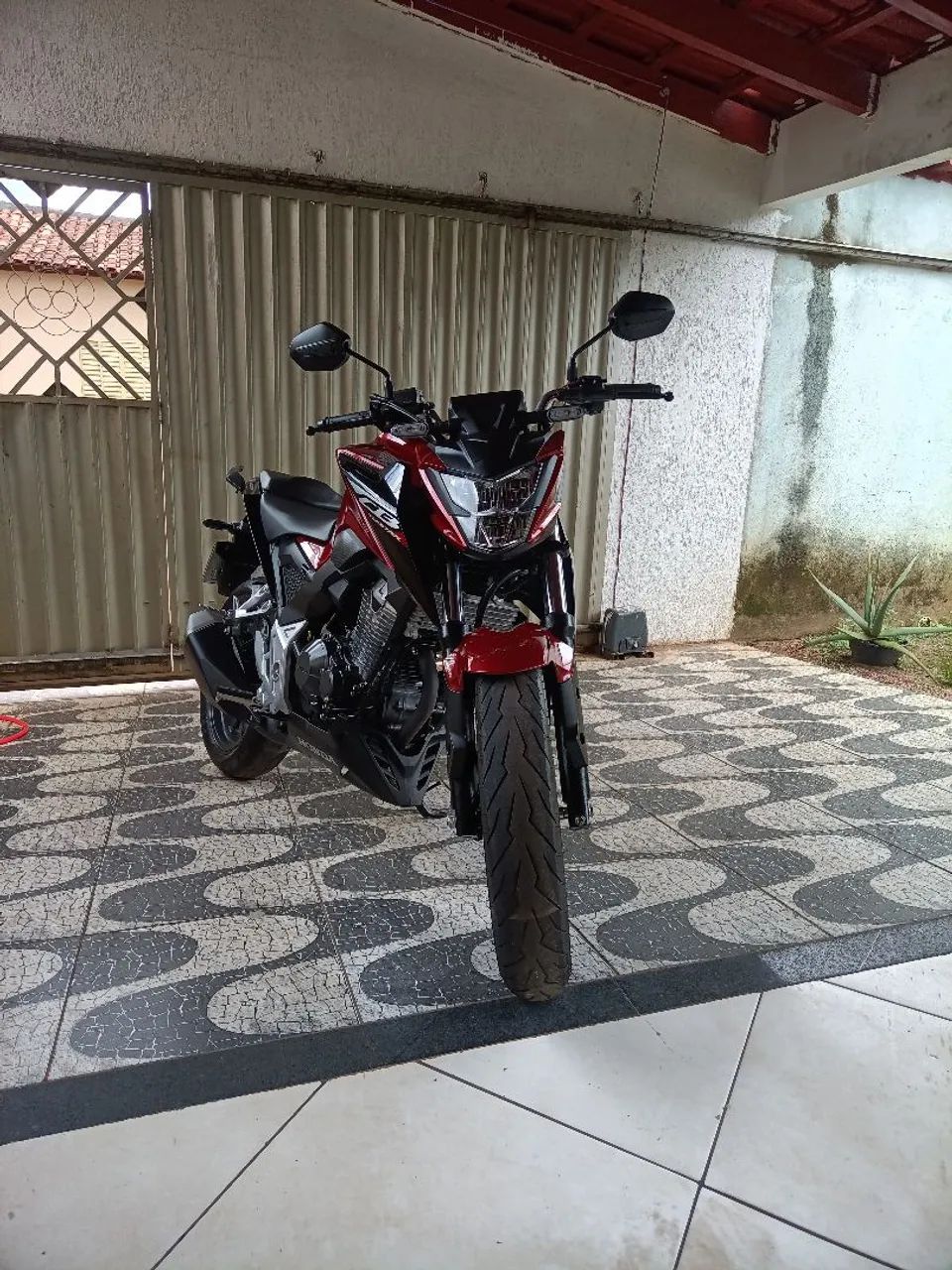CB 300f - Foto 2
