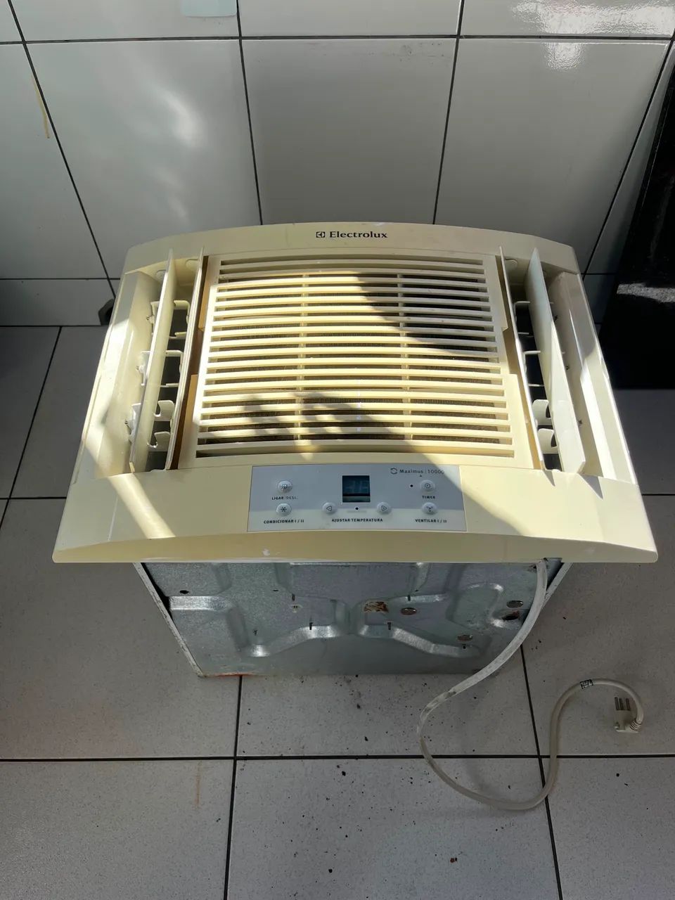 Ar Condicionado de Janela Eletrolux 12mil btu - Foto 5