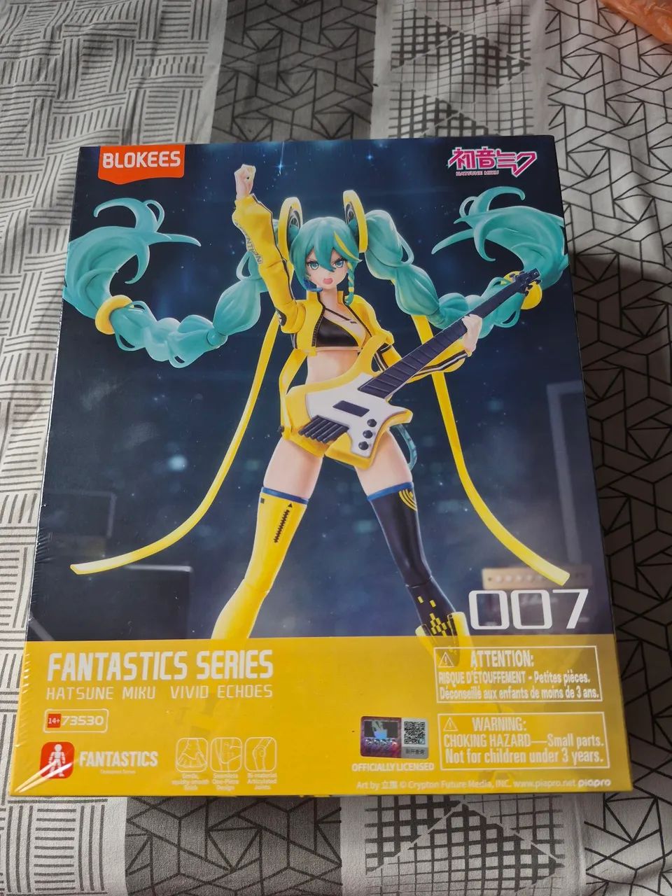 Hatsune Miku Vivid Echoes LACRADA