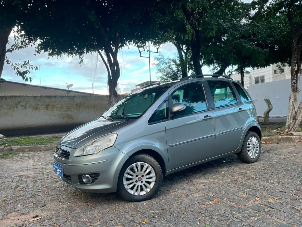 Fiat Idea Attractive 1.4 Fire Flex 8V 5P 2013 - Foto 5