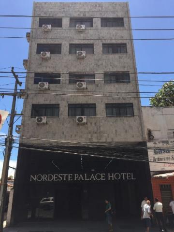 Prédio comercial no Centro de Fortaleza