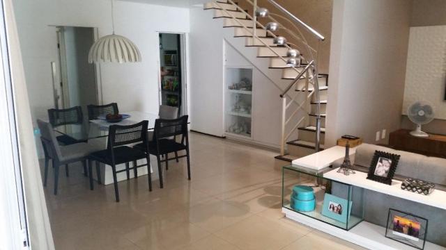 Confortável duplex, 4stes, amplos espaços de muito bom gosto. - Foto 15