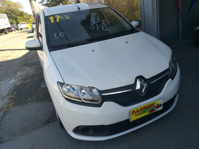 Vendo sandeiro expression completissimo 2017 1.0 flex 67 mil km zerado 35000