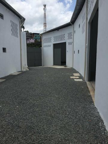 Alugo Galpão, conservado, bem localizado!!