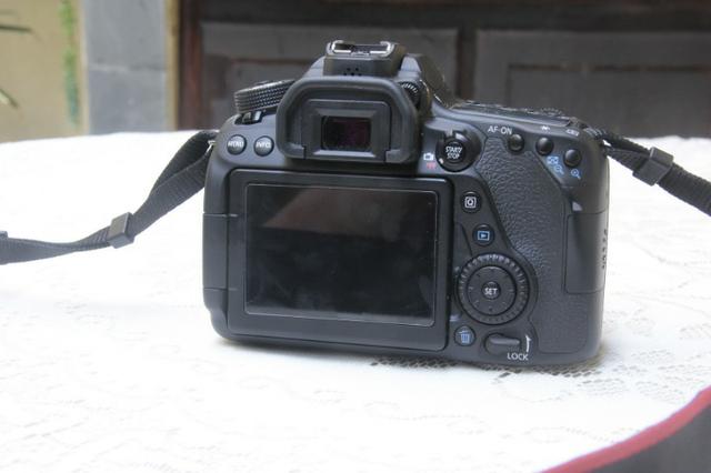 Canon EOS 80 D Objetiva 18~55 - Foto 3