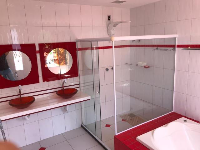 Casa em Piatã com 5/4 e 350m² no Cond. Do Forte - Foto 16