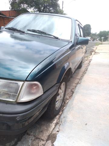 Vende-se Monza sle 2.0 4portas R$ 7,000