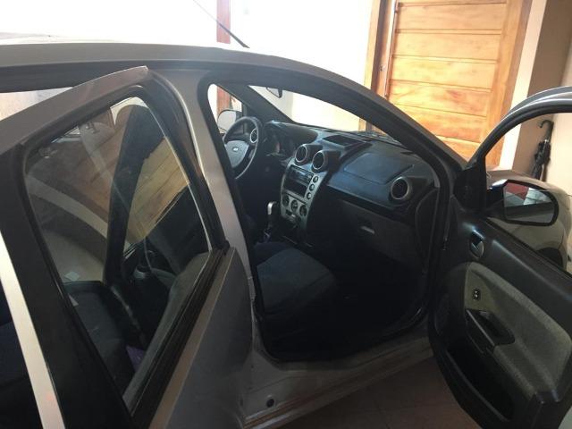 11/12 Ford Fiesta Sedan 1.6 Flex - Foto 6