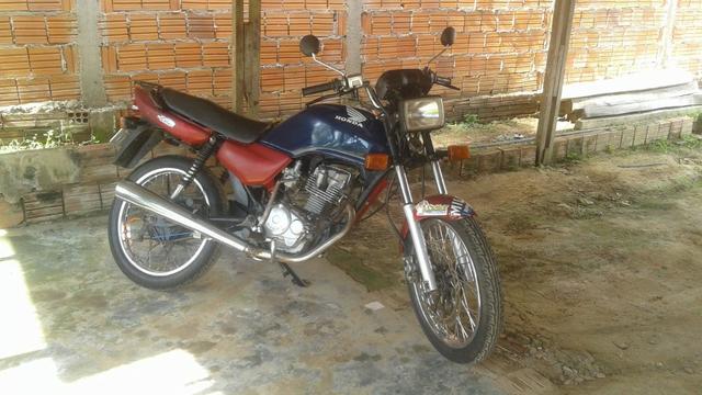 Titan 99 - Foto 2