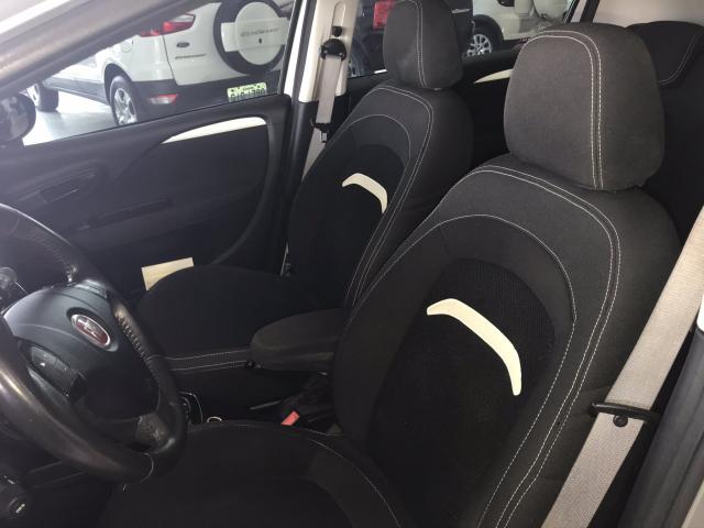 PUNTO 2015/2015 1.8 SPORTING 16V FLEX 4P AUTOMATIZADO - Foto 13
