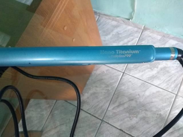 PRANCHA CAPILAR!! Nano titanium babyliss.ACEITOU CARTÃO!!