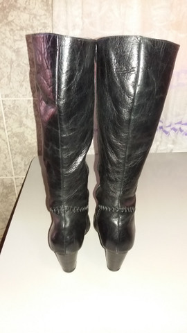 Bota de Couro Preta da Direito Adquirido - Foto 2