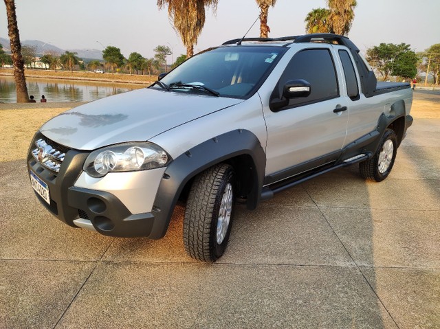 FIAT STRADA ADVENTURE LOCKER