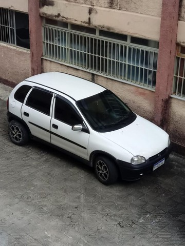 VENDE-SE CORSA COM GNV