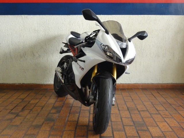TRIUMPH DAYTONA 675 R 2013