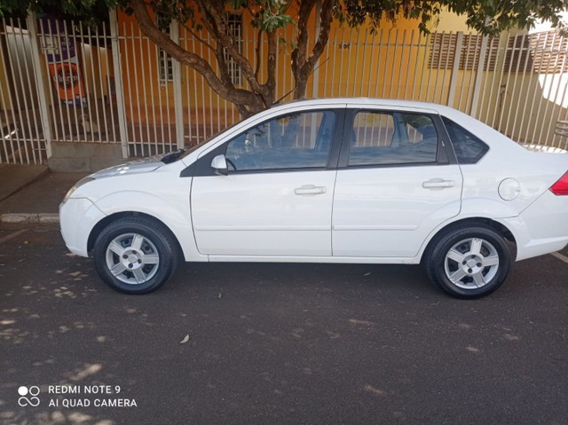 FIESTA SEDAN 1.6 FLEX COMPLETO