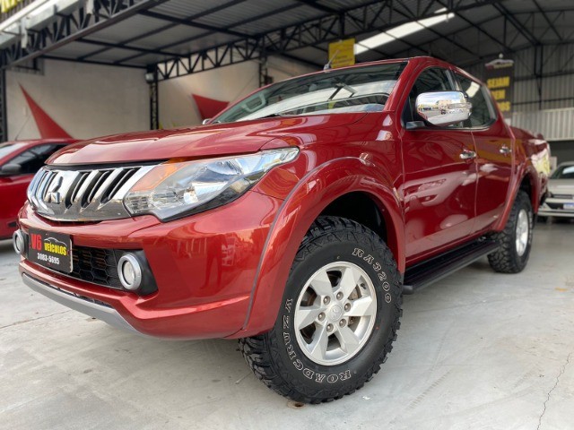 L200 TRITON SPORT HPE 2.4 DIESEL 4X4 AUTOMÁTICA