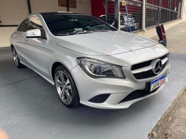 CLA 200 1.6 URBAN 16V FLEX 4P AUTOMÁTICO