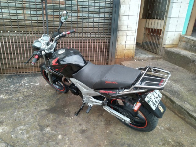 TWISTER 250 ATRASADINHA