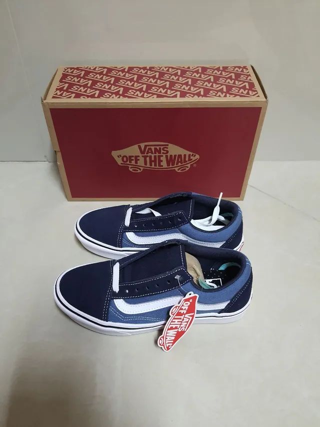 Tenis vans best sale flor vermelha