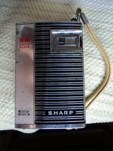Sharp BP-102B (Funcionando) - 6 Transistor Radio AM - Made in Japan-(Íten p/ Colecionador) - Foto 4