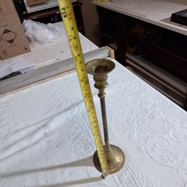 Castiçal bem antigo 