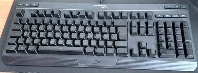 Teclado Gamer Hyperx Alloy Core Rgb ABNT2