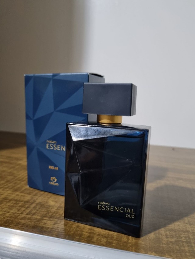 Perfume essencial OUD NATURA - Beleza e saúde - Jardim Santa Cecília,  Guarulhos 1144213148 | OLX