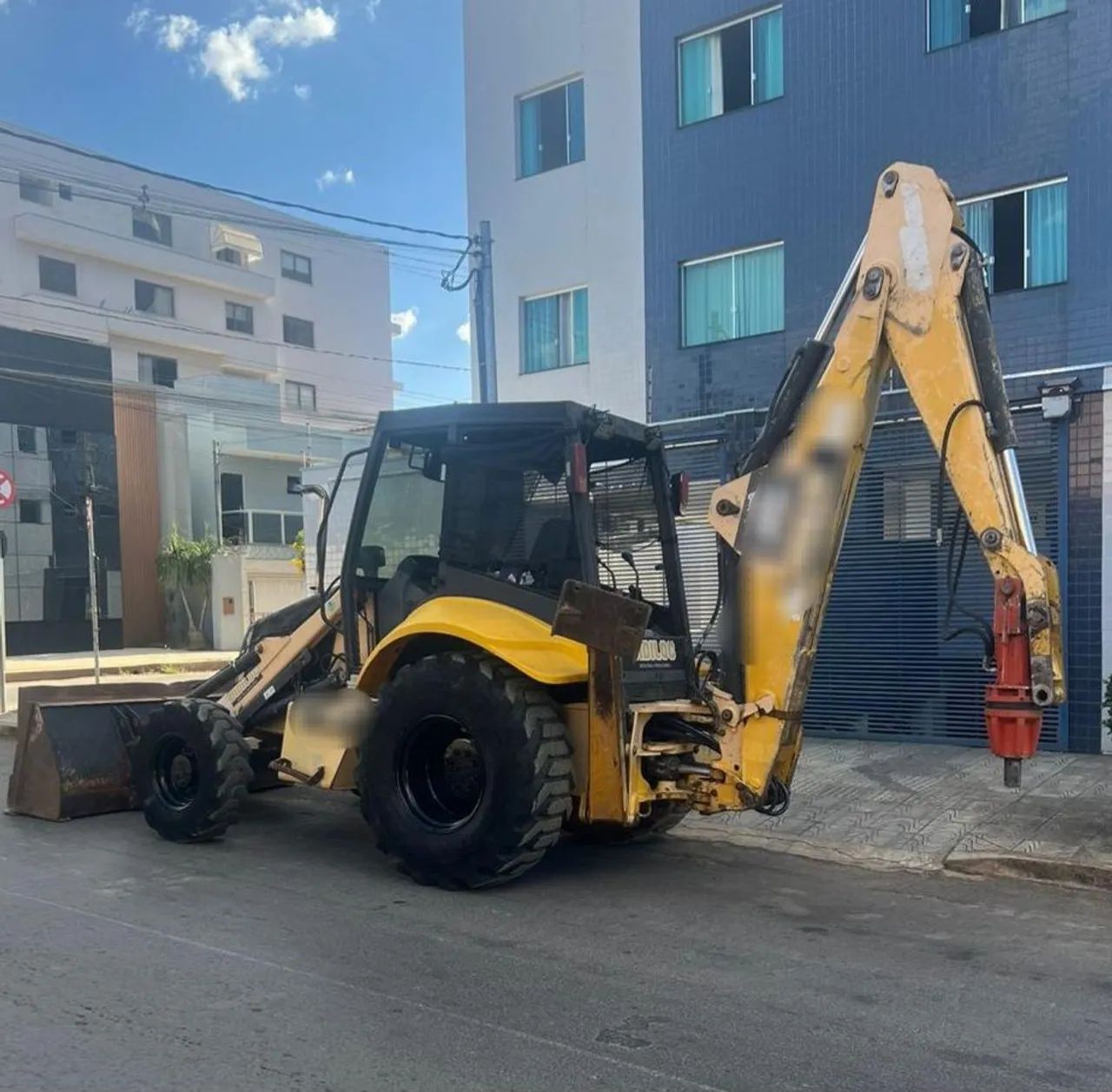 Retroescavadeira New Holland LB90  - Foto 5
