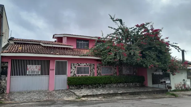 Vende-se Casa e kitnet nos fundos (Quitada)