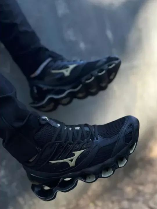 Última unidade Mizuno pro 13 S  - Foto 3