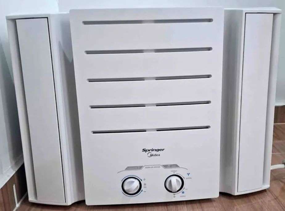 Ar condicionado De janela 10000 Btu 127Volts Economico com baixo consumo de energia