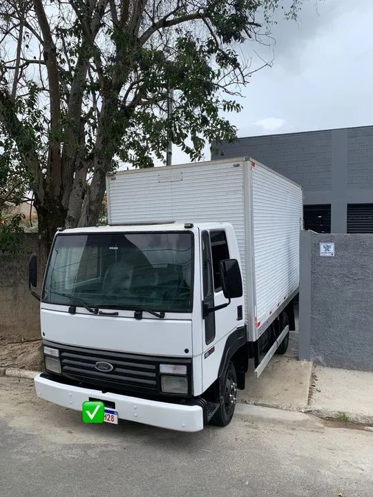Ford Cargo 814 1997 caminhão bem cuidado. - Foto 5