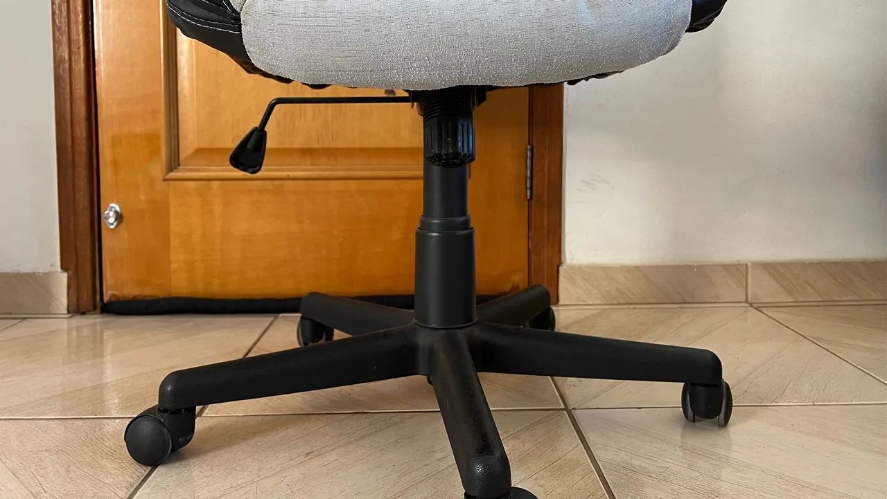 Cadeira escritório giratória - Foto 3