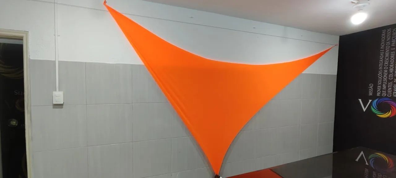 Malha helanquinha triangular para decoração. 