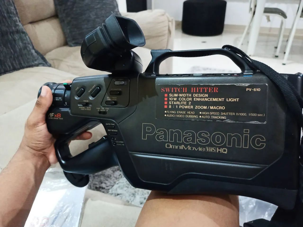 Filmadora Panasonic OmniMovie VHS HQ PV-610