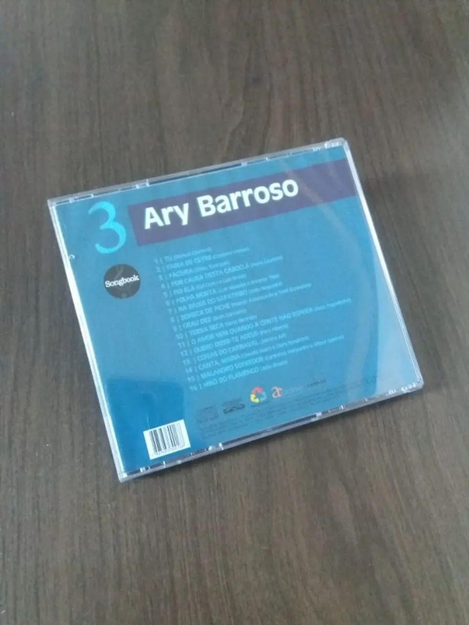 CD ARY BARROSO COM VÁRIOS GRANDES CANTORES - SEMINOVO - Foto 3