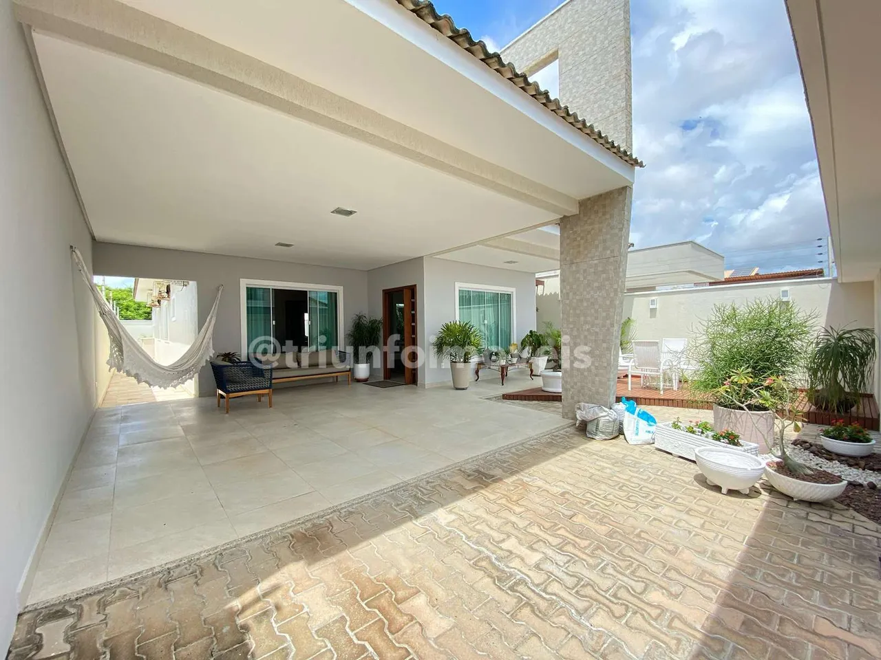 Casa a venda em Parnaíba com 3 Quartos TR215300 THE -14E4TB6