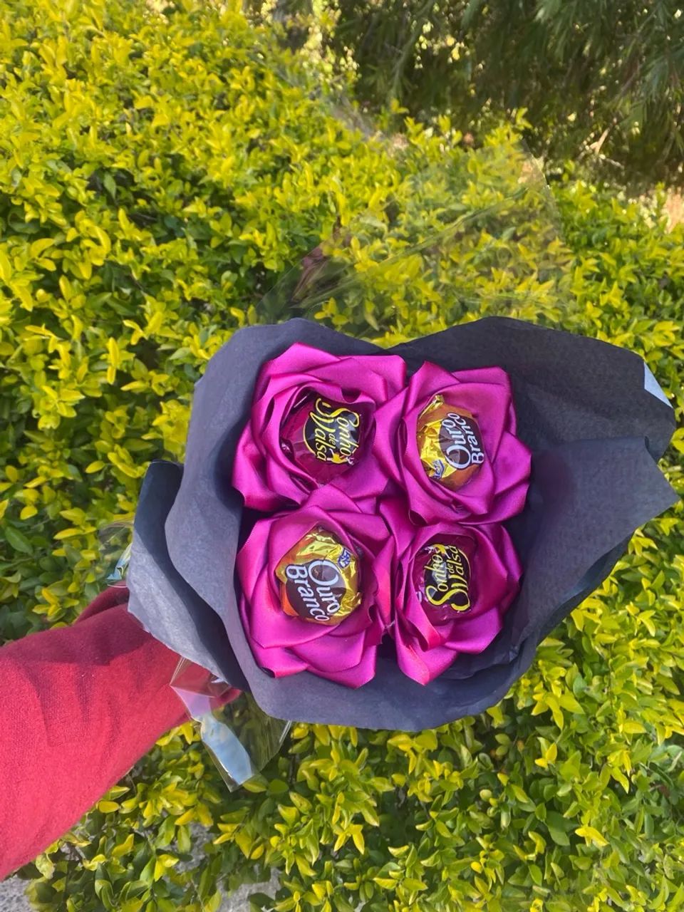 Buquê de flores de chocolate - Foto 3