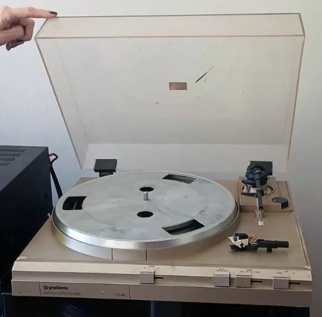 Toca-Disco Gradiente Belt Drive DS-40