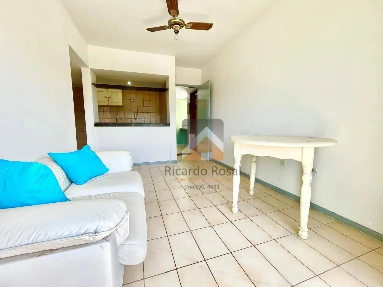 Apartamento na Mangabeiras c/ 1 quarto, 41m² e varanda!!!