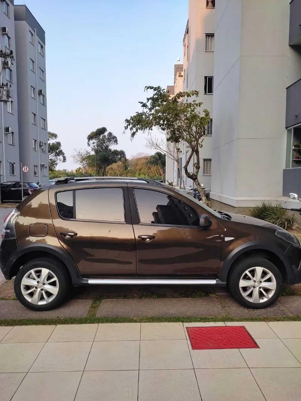 Sandero Stepway 2013/14 - Foto 2