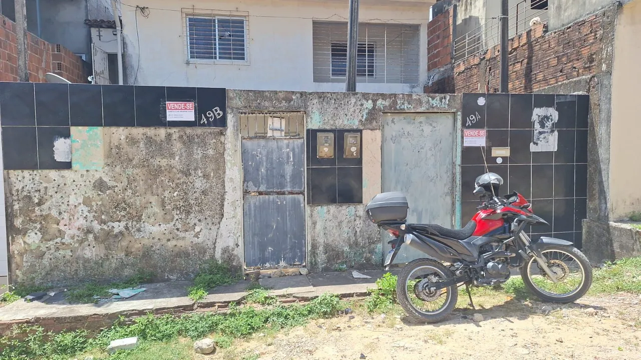 Vende-se 2 casas Térreo no ur 06 ibura