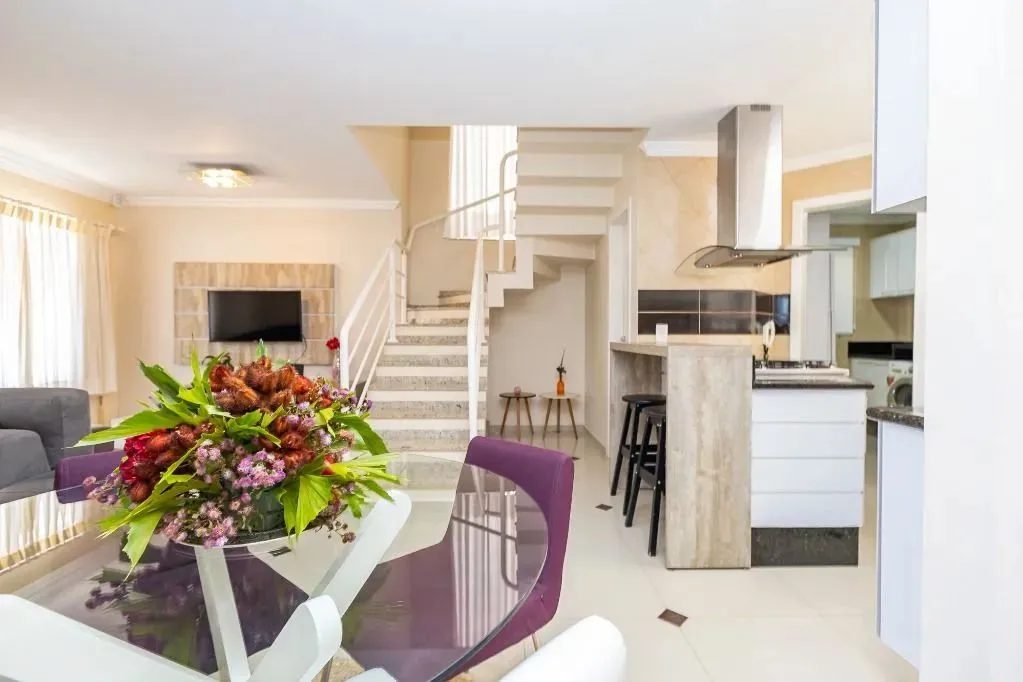 Sobrado porteira fechada com 3 dormitórios à venda, 148 m² por R$ 780.000 - Barreirinha -