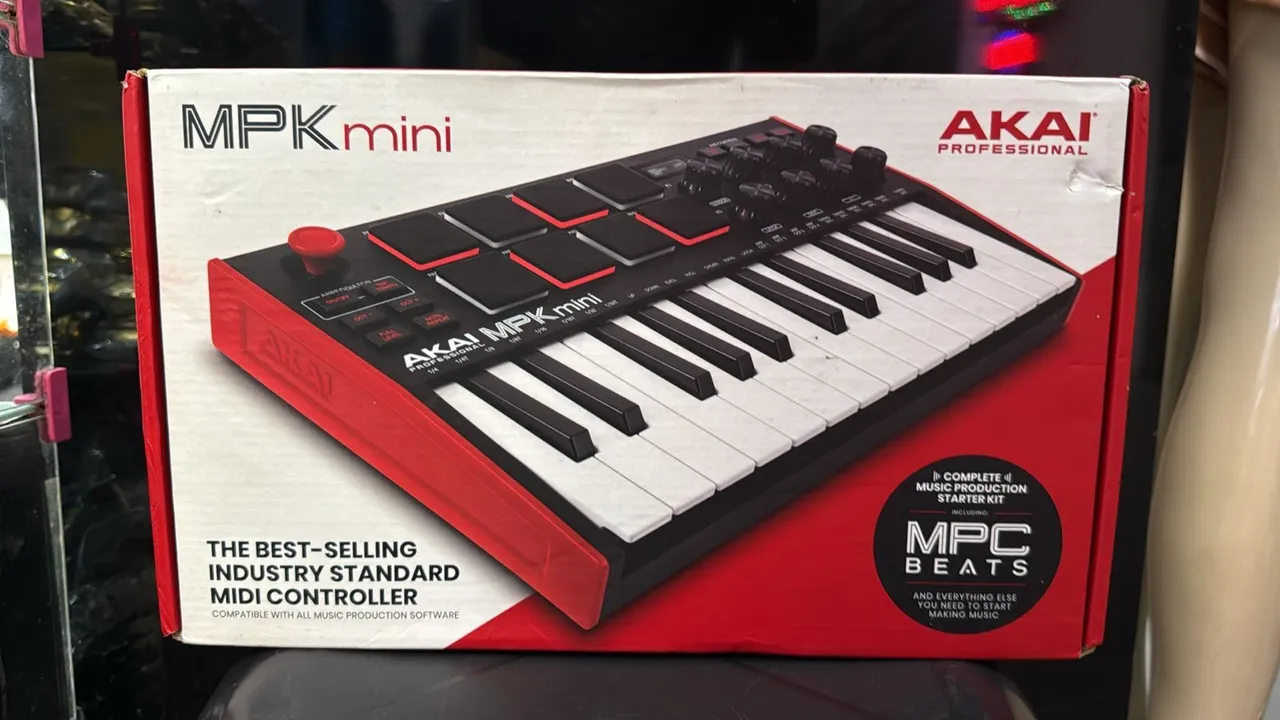 AKAI MPK Mini Teclado Controlador