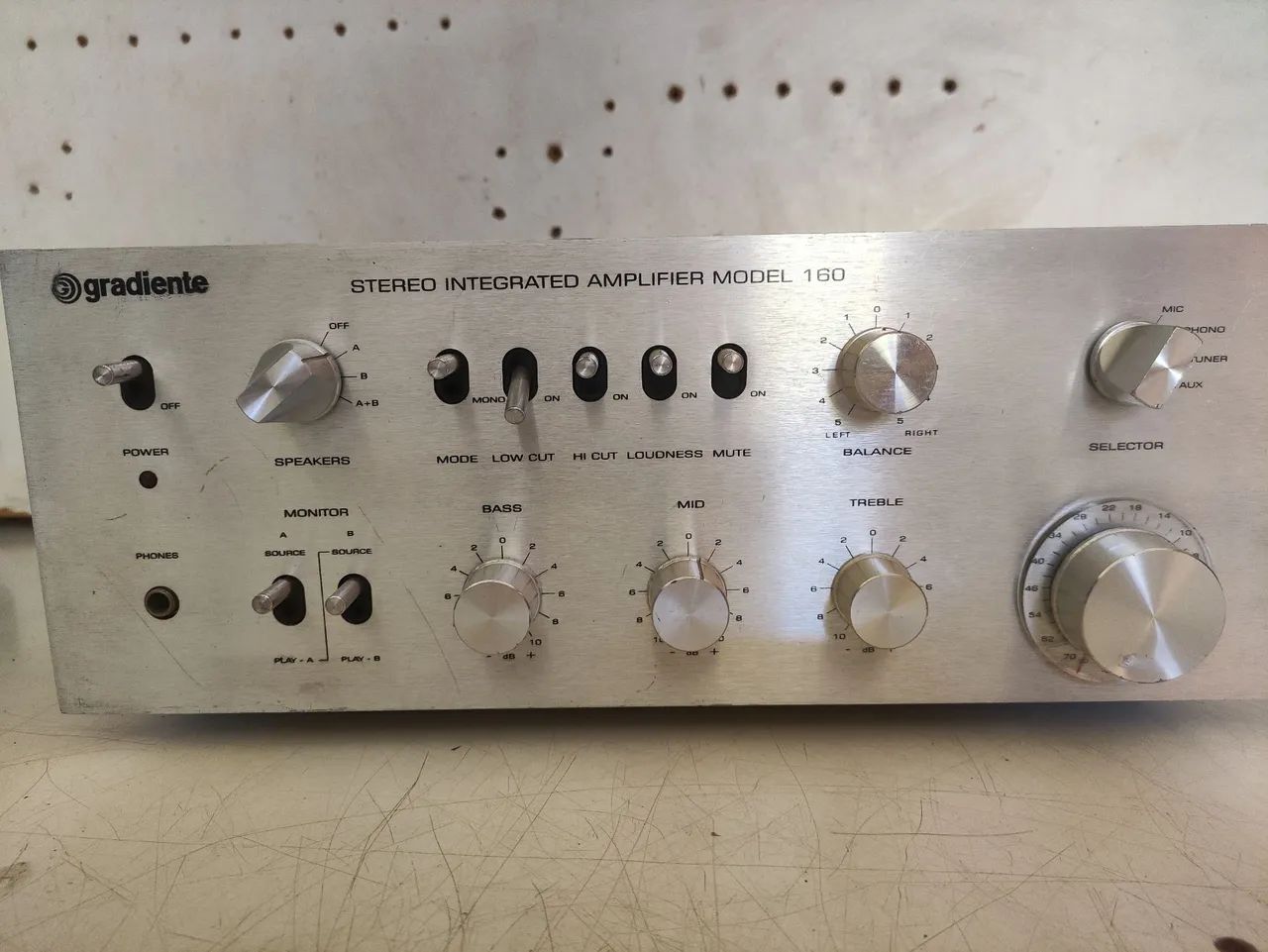 Lindo Amplificador Gradiente mode lo 160 - Foto 2