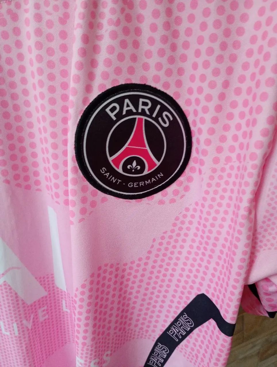 Camisa do time francês PSG na cor rosa - Foto 3