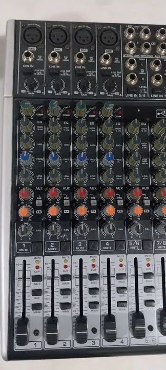 Mesa de som Behringer Xenyx x1622 usb c/ efeitos.. - Foto 5